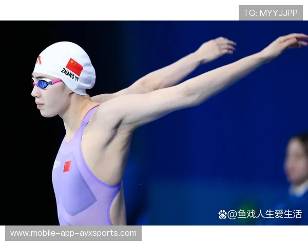 张雨霏蝶泳后程加速强势甩开对手