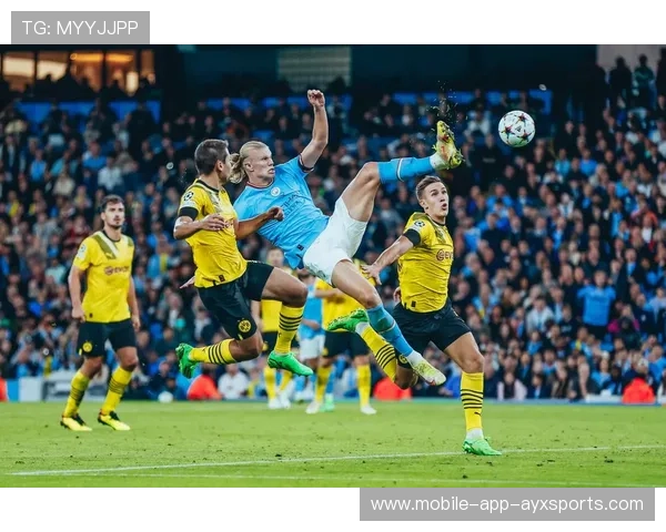 曼城中场连续短传渗透直达前锋推射得手——软文解密高效进攻的节拍