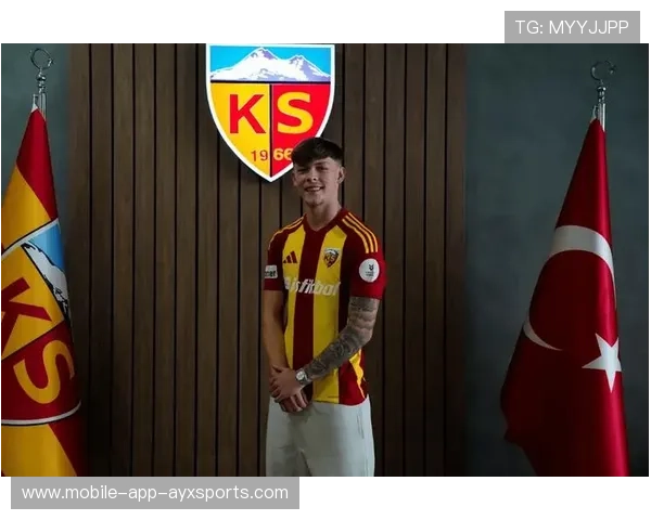 曼联青训再出新星，年轻球员逐步崭露头角